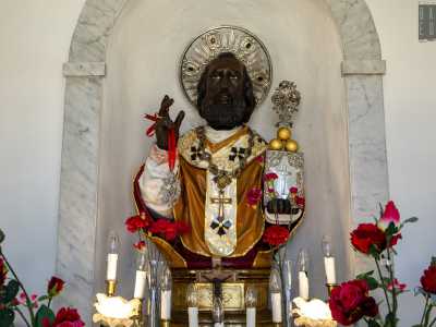...si tratta del busto di "San Nicola nero"
